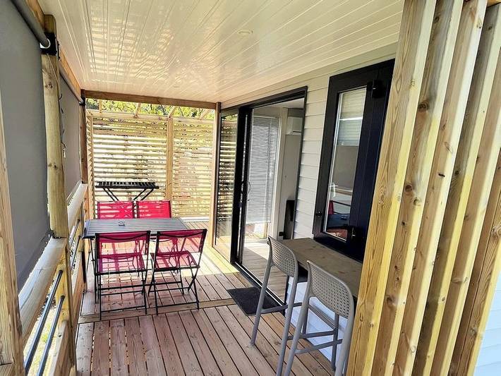 Flower Camping Provence Vallée - Mobilheim 4 personen - Wohnzimmer – 2 Schlafzimmer in Manosque, Regionaler Naturpark Luberon