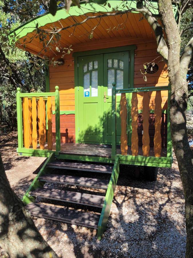 Location de vacances pour 4 personnes, avec vue ainsi que terrasse et jardin à Saint-Pierre-de-Vassols - 4