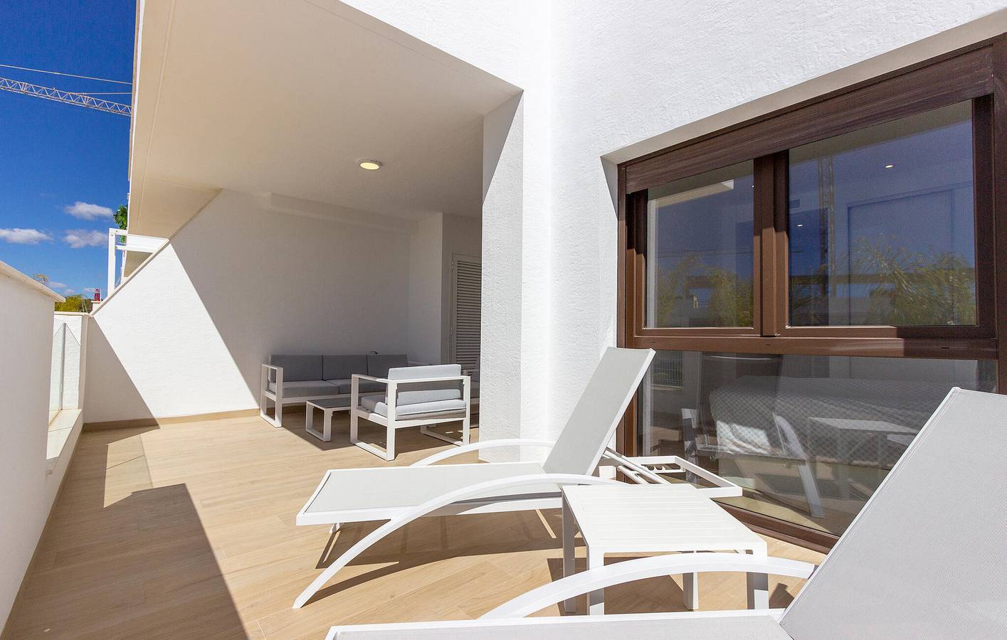 Entire holiday apartment, Luxury Apartment with Pool, Terrace, and AC in Golf Bahia, Finestrat