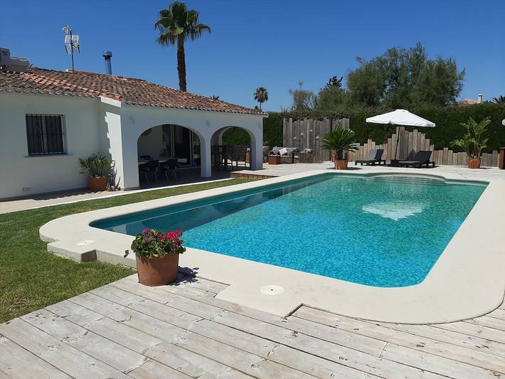 Chalet para 6 personas, con jardín, Se admiten mascotas en Las Marinas