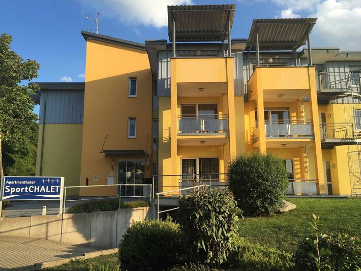 Hotel für 4 Personen, mit Balkon und Garten sowie Sauna, kinderfreundlich in Bad Dürrheim - 2