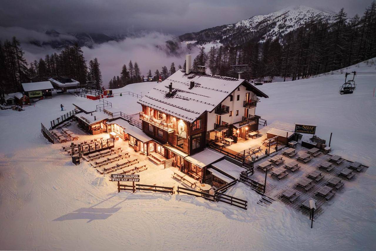 Orso Bianco Hotel & Chalet in Sauze d'Oulx, Via Lattea