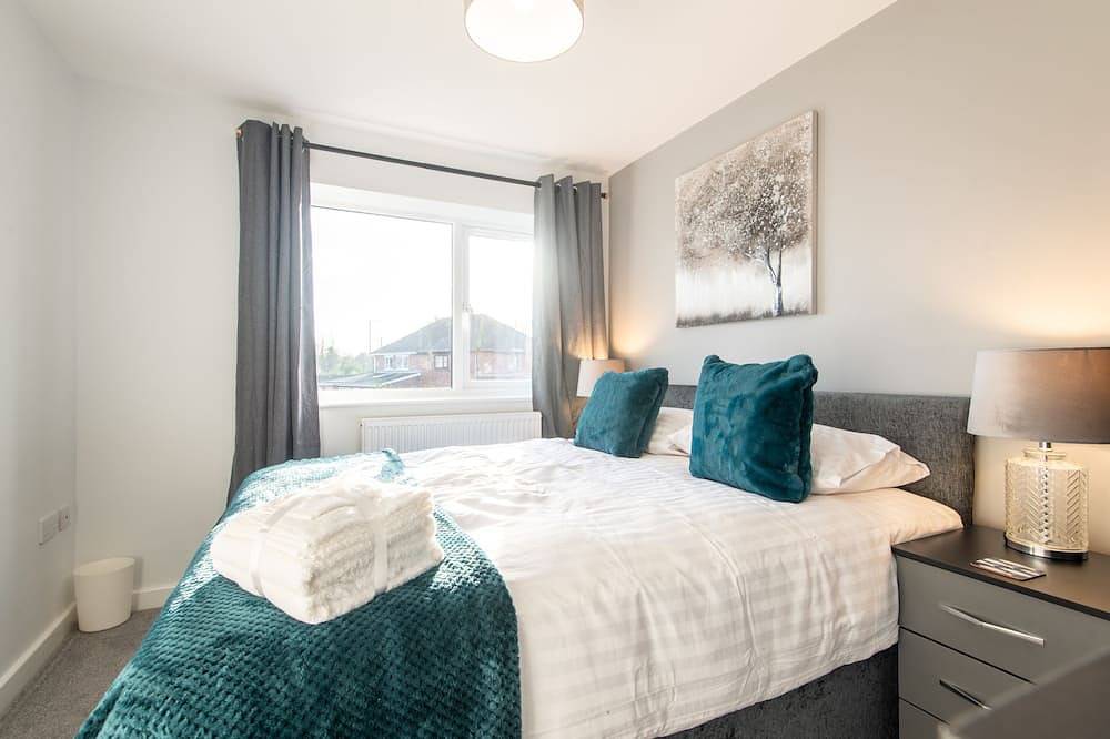 3 bed House/parking, sleeps 6 in Doncaster in South Yorkshire