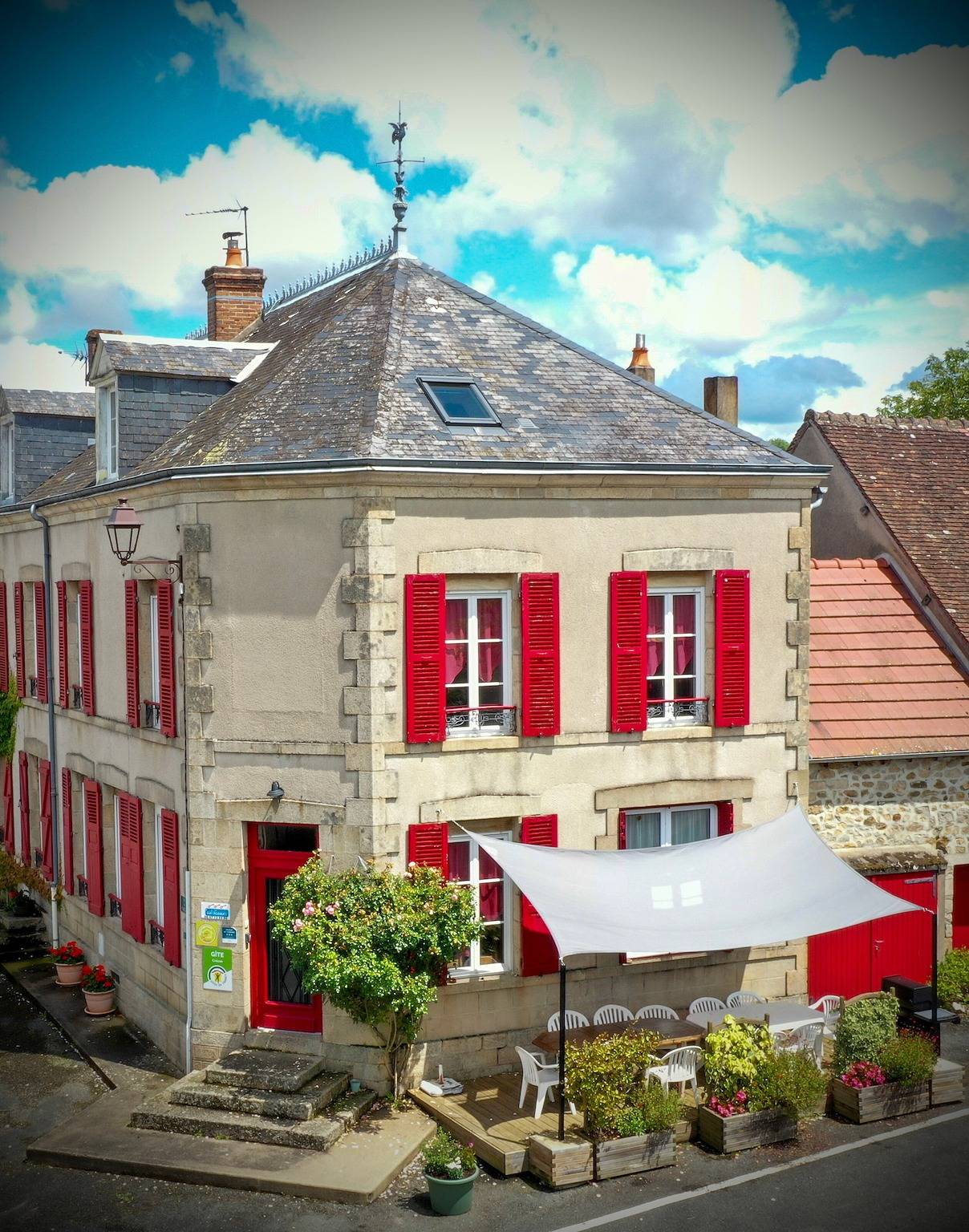 Location De Vacances pour 12 Personnes dans La Celle-Dunoise, Région de Guéret