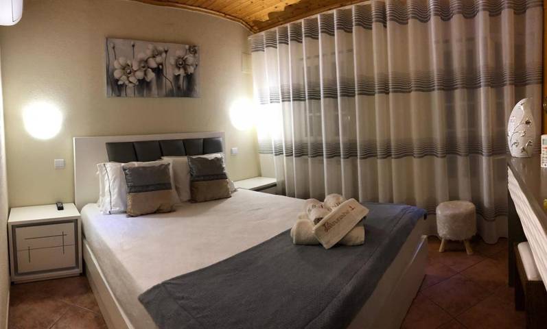 Gîte pour 5 personnes, avec Balcon ainsi que Terrasse et Vue dans Melo