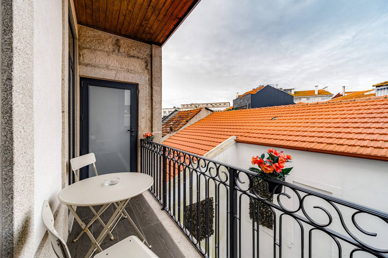 Apartamento inteiro, Nomad's Netto & Subway - Sunny Balcony in Porto, Distrito do Porto