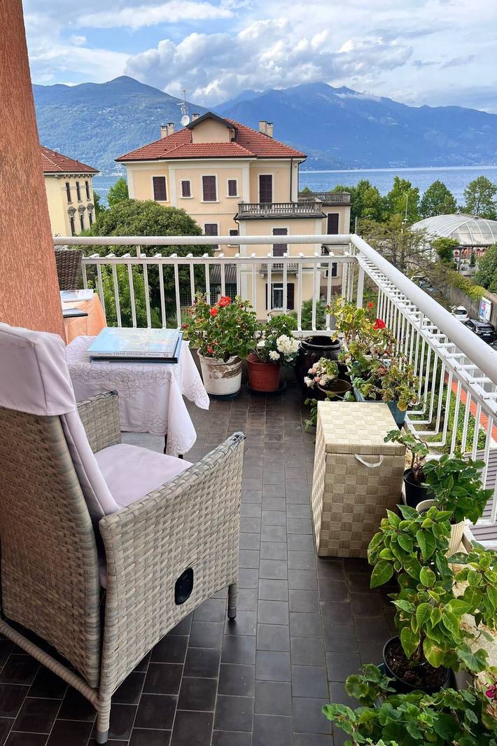 Appartamento per 4 persone, con Balcone e Vista lago a Comune di Luino