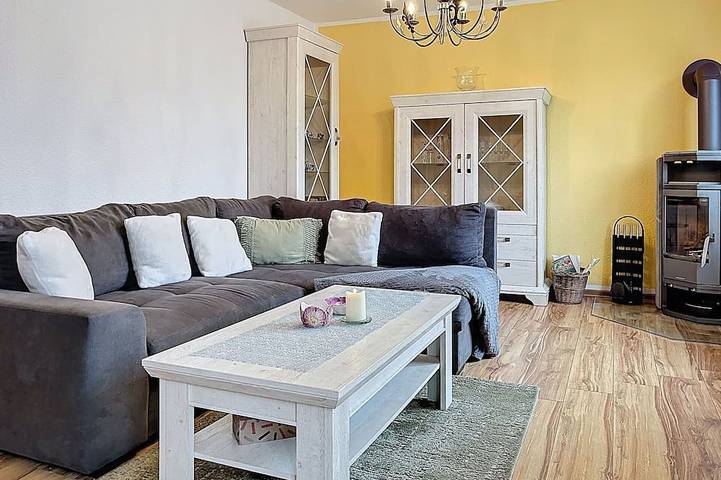 Ferienhaus für 6 Personen, mit Garten in Klein Bünzow