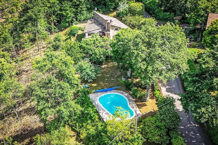 Casa vacanza per 6 persone, con piscina e giardino, con animali domestici - 1