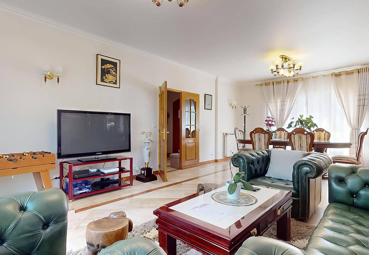 Villa in Le Blanc-Mesnil, Seine-Saint-Denis