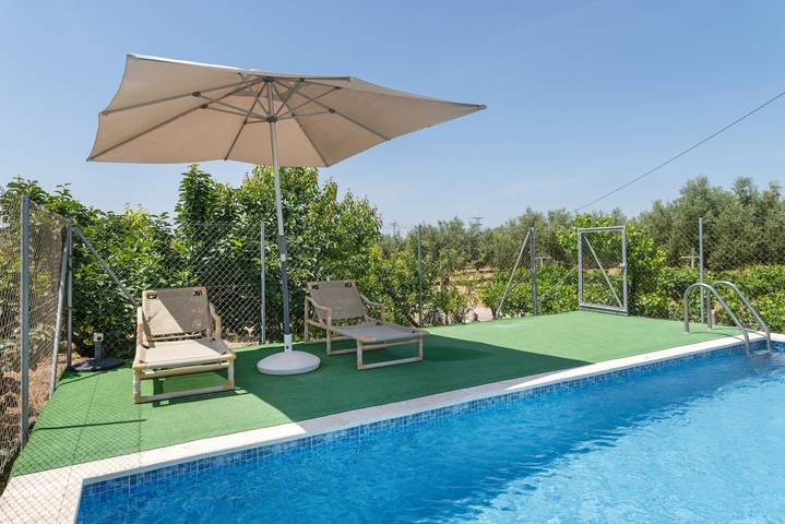 Casa Rural 'La Esperanza Rural Tourist' con Piscina Privada, Wi-Fi y Aire Acondicionado in Cabra, Córdoba Provinz