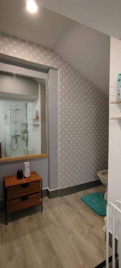 Appartement entier, One-Bedroom Apartment in Orgelet, Jura Francais