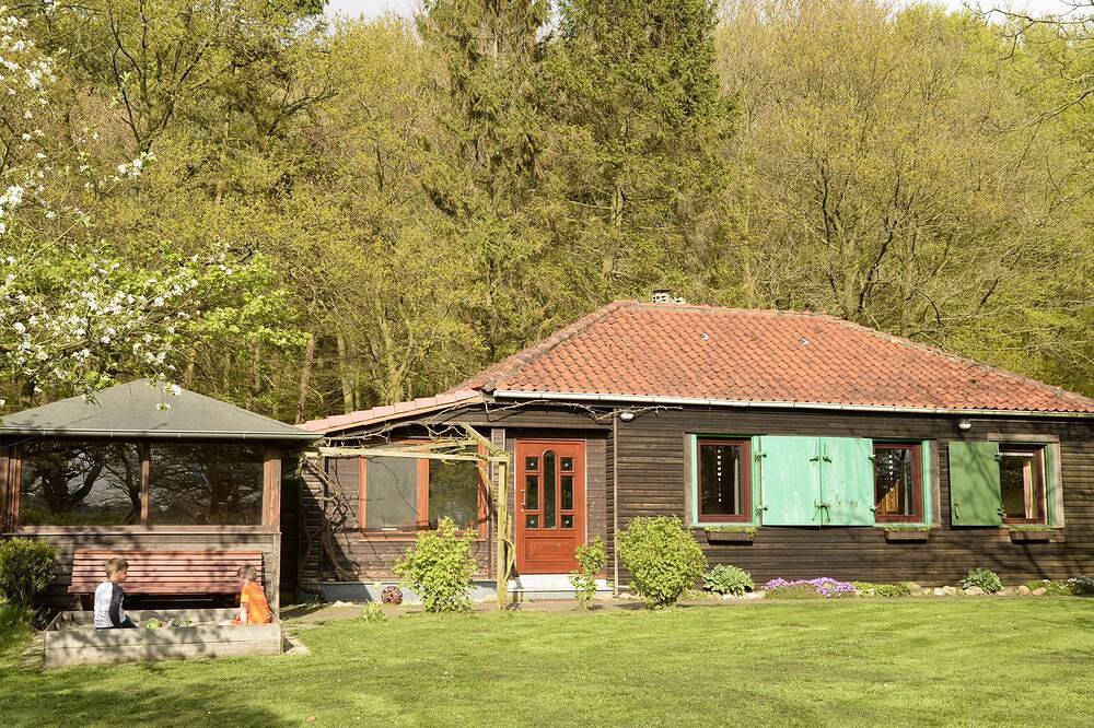 Ferienhaus in idyllischer Alleinlage in Geestland, Cuxland