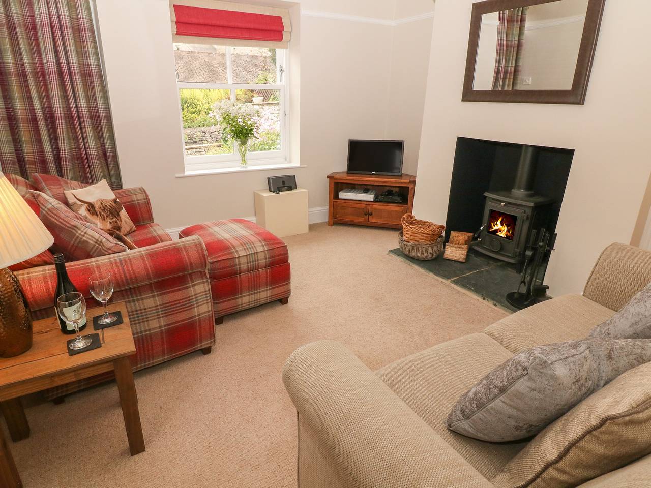 4 Cherry Tree Cottages in Bradwell (Derbyshire Dales), Derbyshire