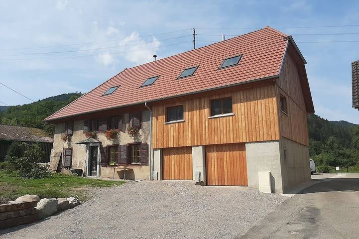 Gîte pour 10 personnes, avec jardin