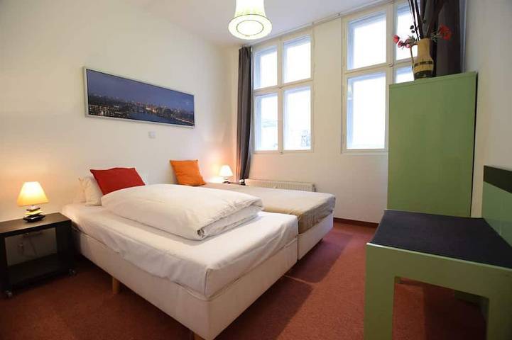Ferienwohnung für 4 Personen, mit Balkon in Berliner Mauer - 2