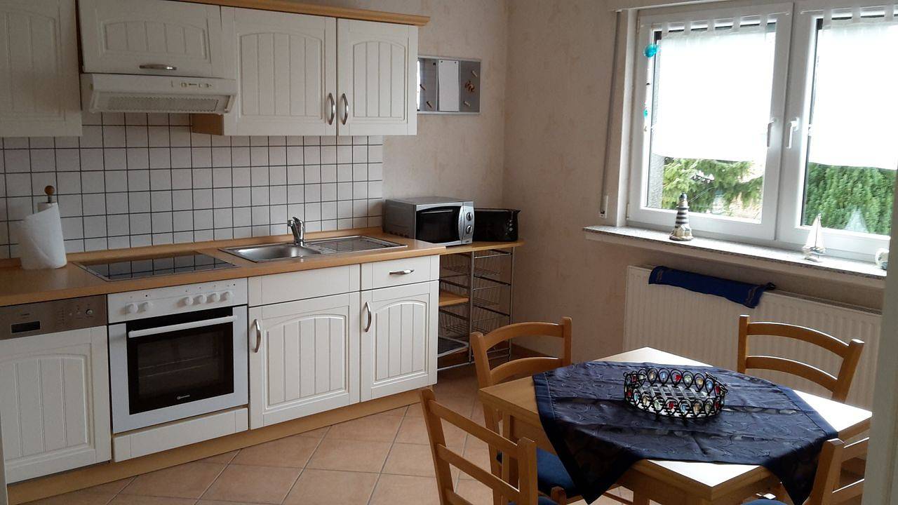 Ganze Ferienwohnung, Ferienwohnung für 6 Personen (120 m²) in Anschau in Anschau, Osteifel