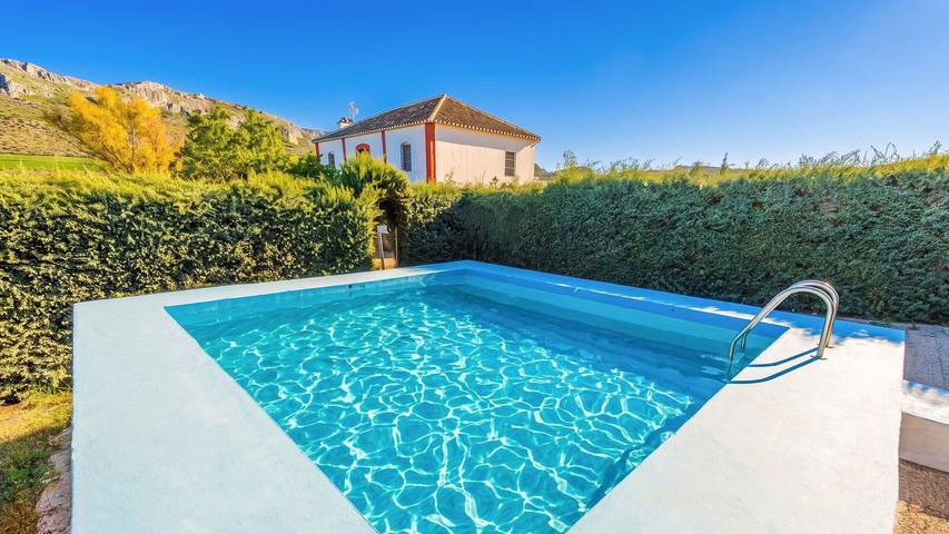 Casa rural para 12 personas en Cañete la Real