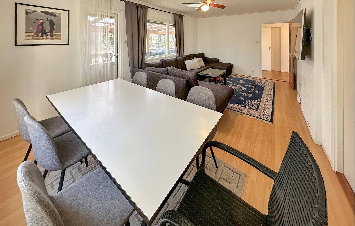 Ferienhaus für 8 Personen mit Terrasse in Stockholm und Umgebung