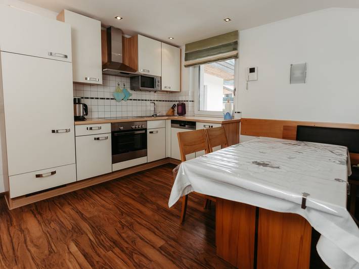 Ferienwohnung für 6 Personen, mit Balkon und Garten sowie Sauna und Ausblick in Werfenweng - 2