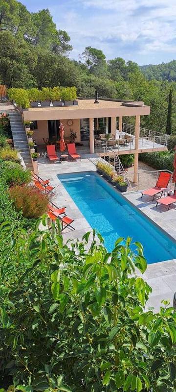 Chambre d’hôte pour 2 personnes, avec terrasse et vue ainsi que sauna et piscine à La Motte