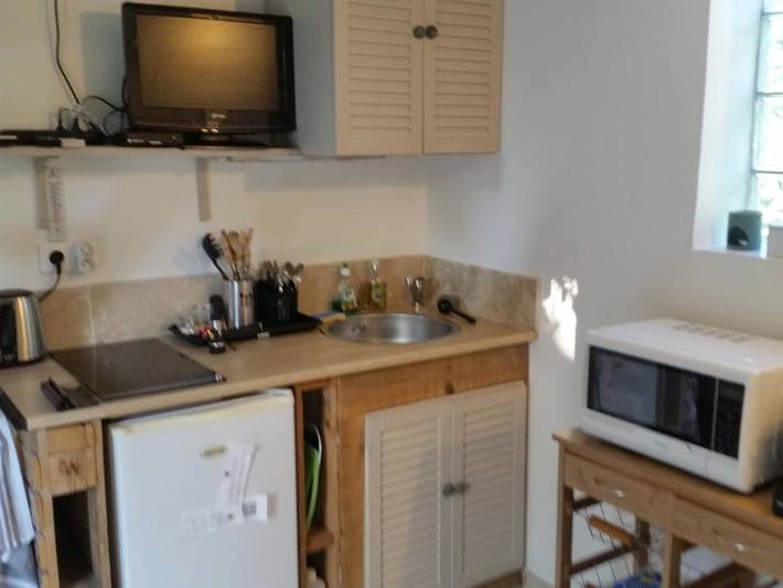 Location de vacances pour 2 personnes, avec jardin ainsi que piscine et vue, animaux acceptés à Orgone - 4