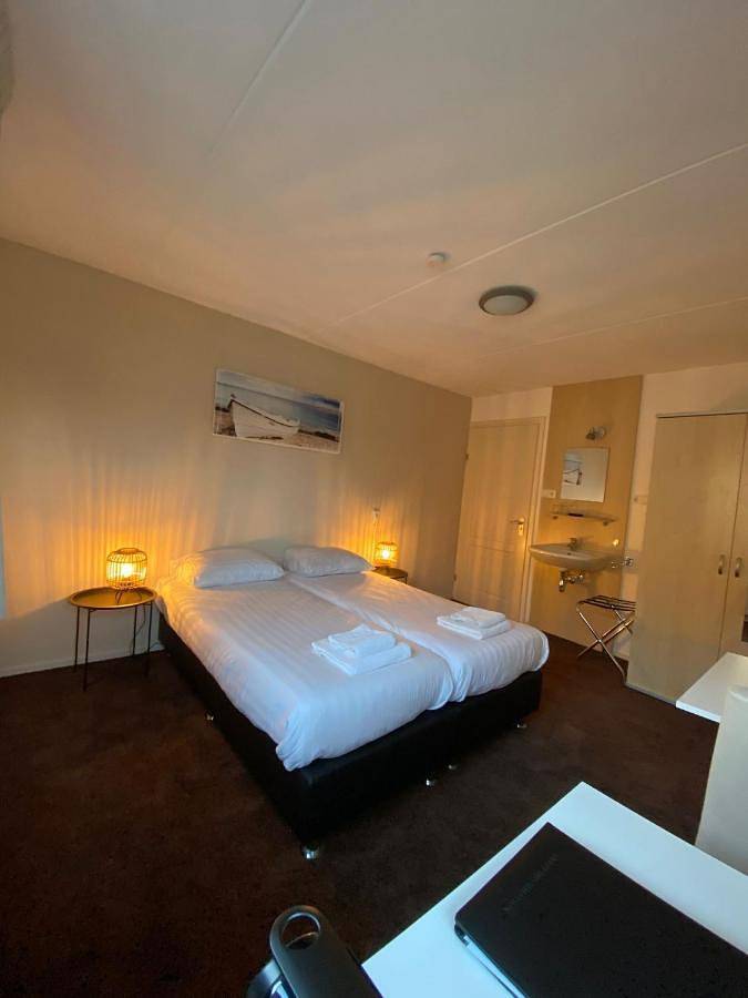 Standard Double Room with Shared Bathroom in Oudeschild, Frise occidentale (Îles)