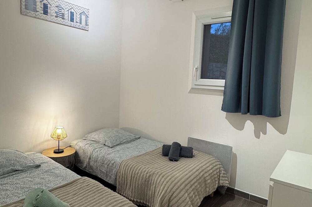 Gîte l’olivade Pour 4 pers piscine privée in Flayosc, Région de Draguignan
