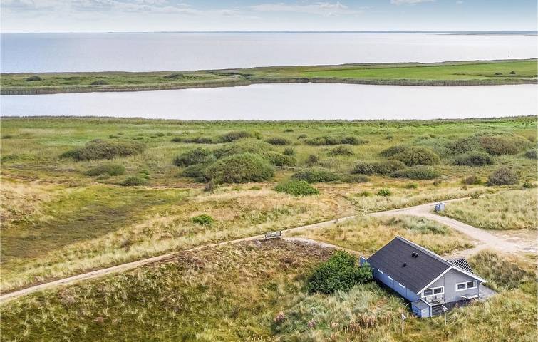 Ferieudlejning for 4 personer, med terrasse i Skodbjerge