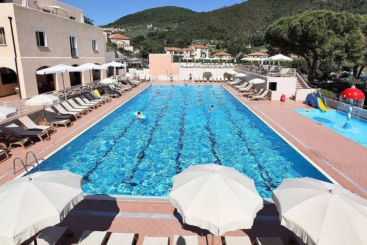 Bungalow für 6 Personen, mit Pool und Terrasse in Ligurien - 4