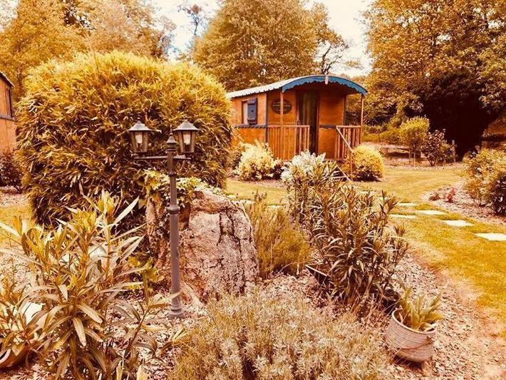 Chambre d’hôte pour 2 personnes, avec Terrasse et Jardin à Les Herbiers