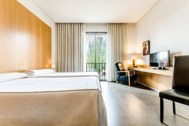 Hôtel pour 10 personnes, avec jardin à León - 4