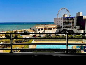 Gîte pour 4 personnes, avec vue et piscine dans Port Saint Ange