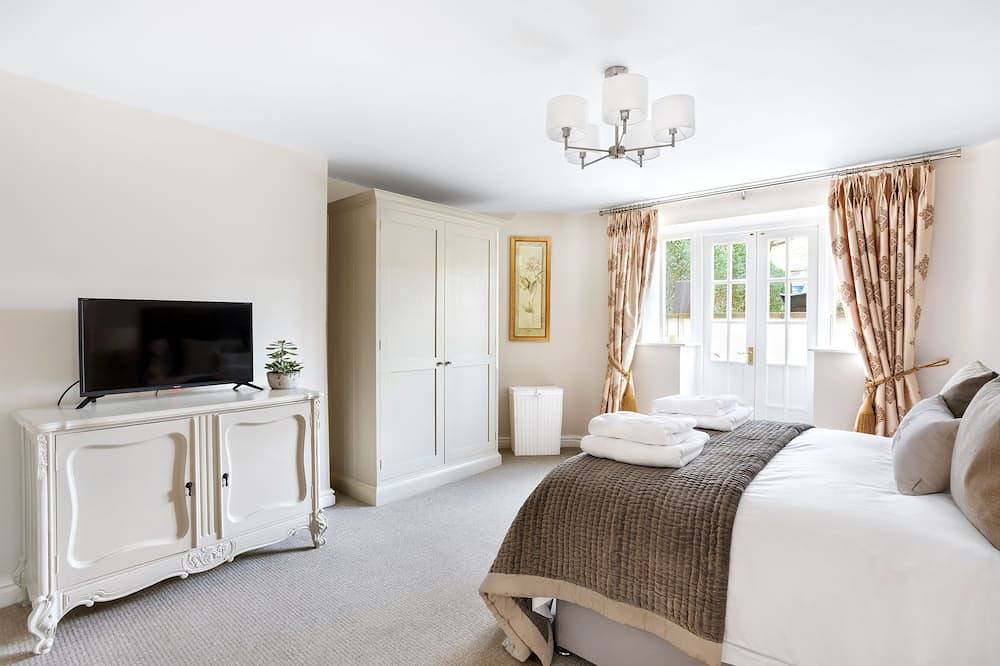 Entire spacious apartment - central Harrogate in Nidderdale AONB