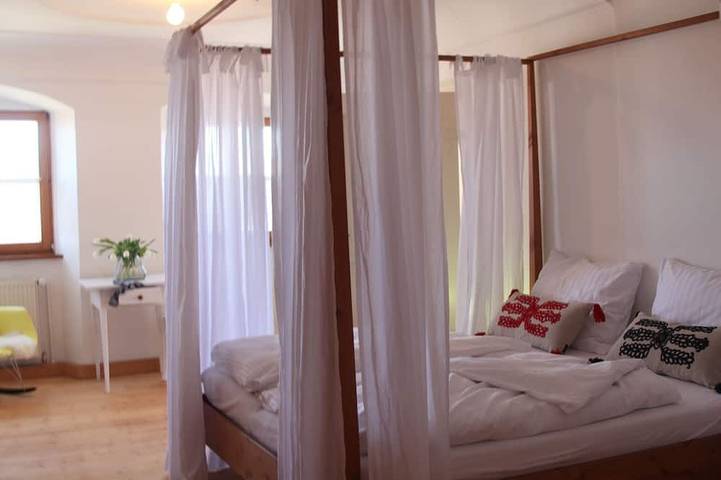 Ferienhaus für 18 Personen, mit Garten, mit Haustier in Bernbeuren - 2