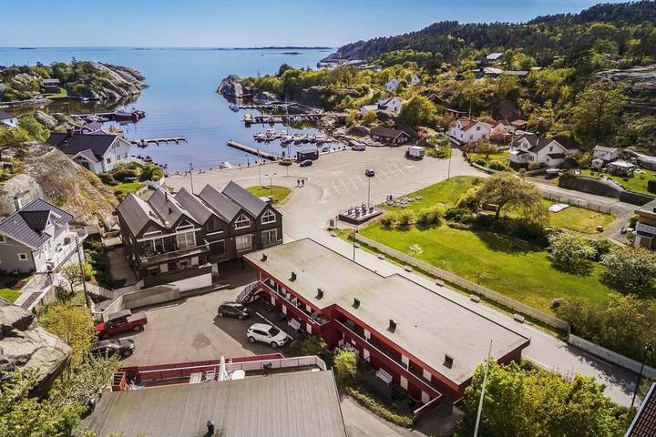 Ferieleilighet for 5 personer, Balkong og Terrasse i tillegg til Sauna og Utsikt i Larvik 
