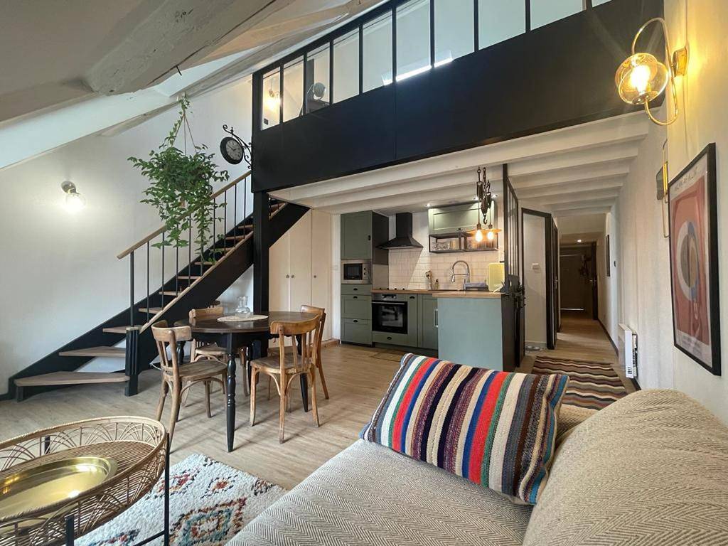 Appartement entier, Two-Bedroom Apartment in Besançon, Doubs