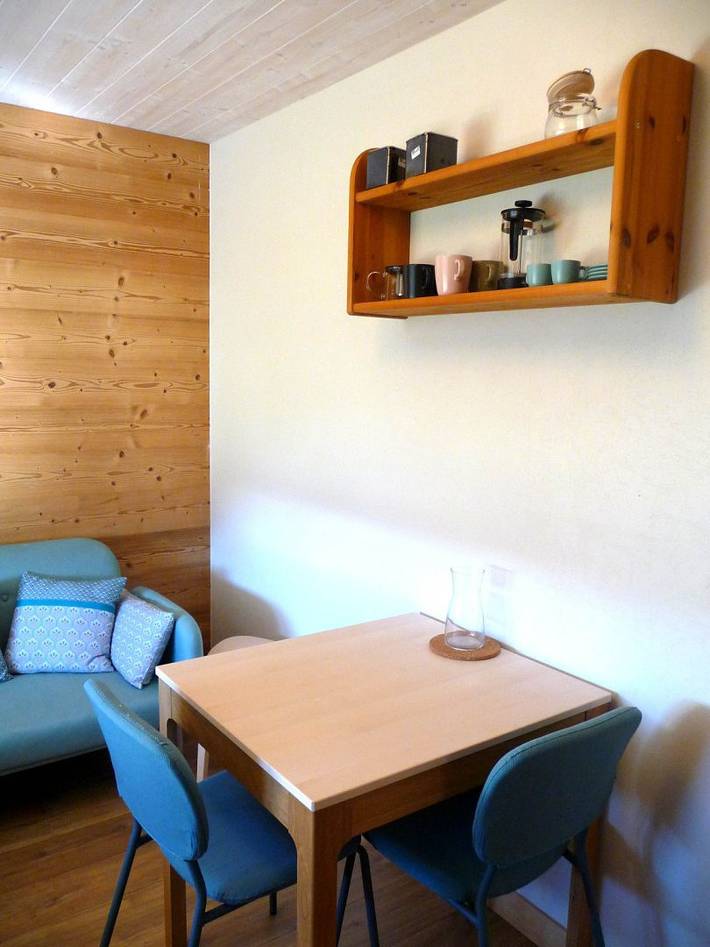 Gîte pour 2 personnes, avec jardin dans le Jura - 4