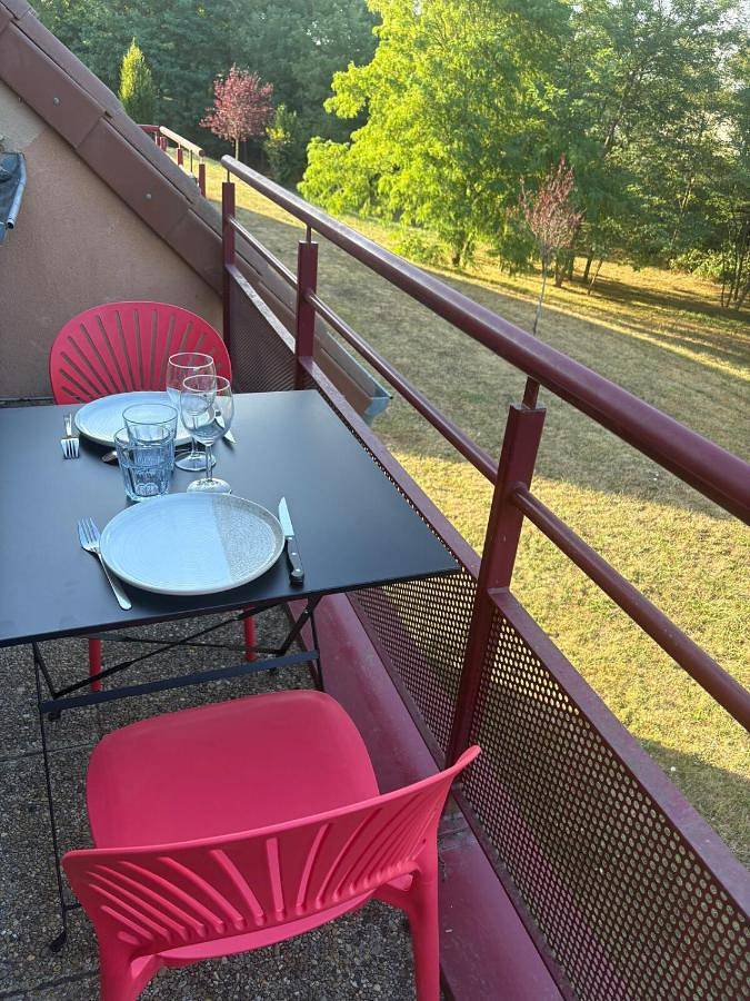 Gîte pour 4 personnes, avec balcon à Digoin - 2