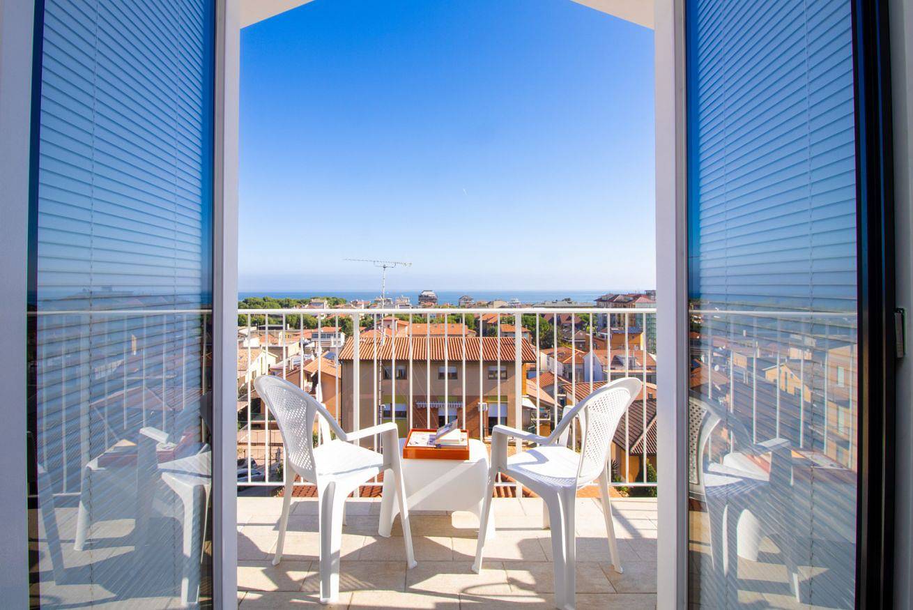 Appartamento intero, Aurora - [Balcone sul Mare] Wi-Fi A/c in Porto San Giorgio, Provincia di Fermo