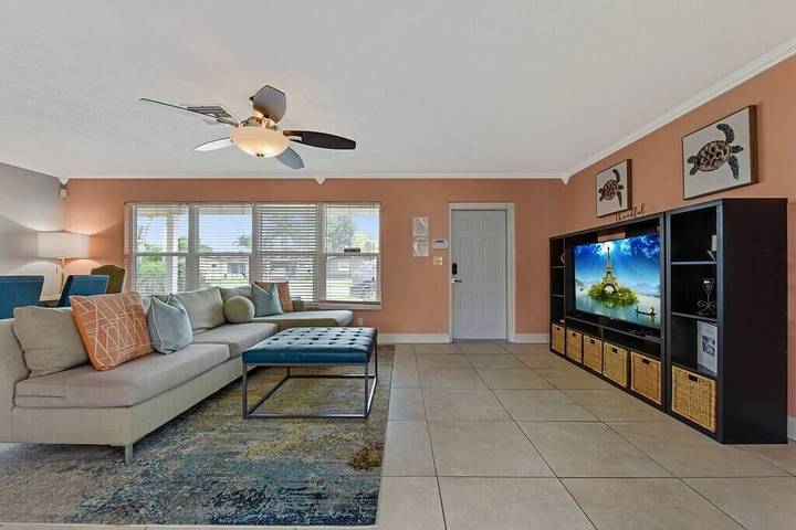 Vacation rental for 6 people, with terrace and yard, with pets in Oakland Park