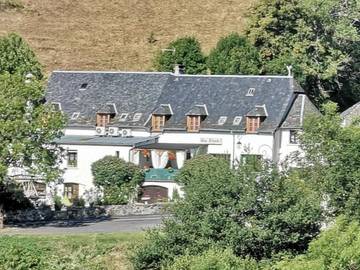 Hôtel pour 2 personnes, avec jardin, animaux acceptés à Saint-Martin-sous-Vigouroux