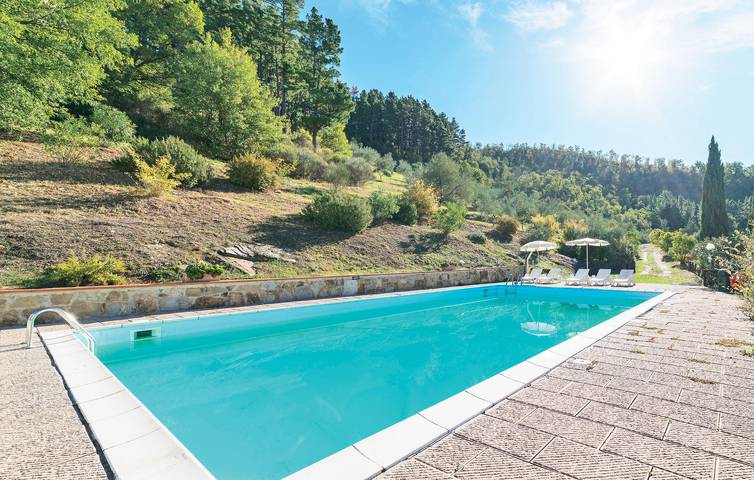 Location de vacances pour 14 personnes, avec piscine et terrasse, animaux acceptés à Dicomano - 3