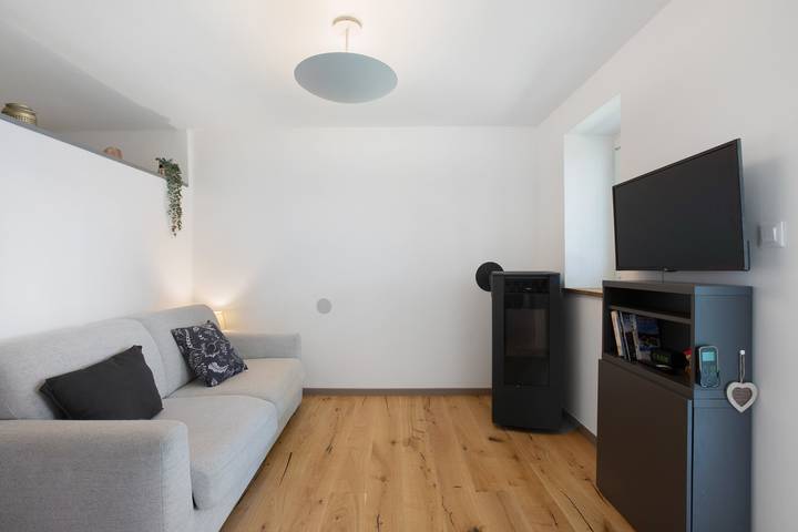 Ganze Wohnung, Ferienwohnung 'Coin Vert' mit Bergblick, Gemeinschaftsgarten und Wlan in La Cerise (Gressan), Comune di Gressan