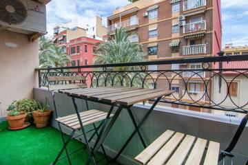 Holiday Rental for 5 People in Valencia, Costa de Valencia, Photo 4