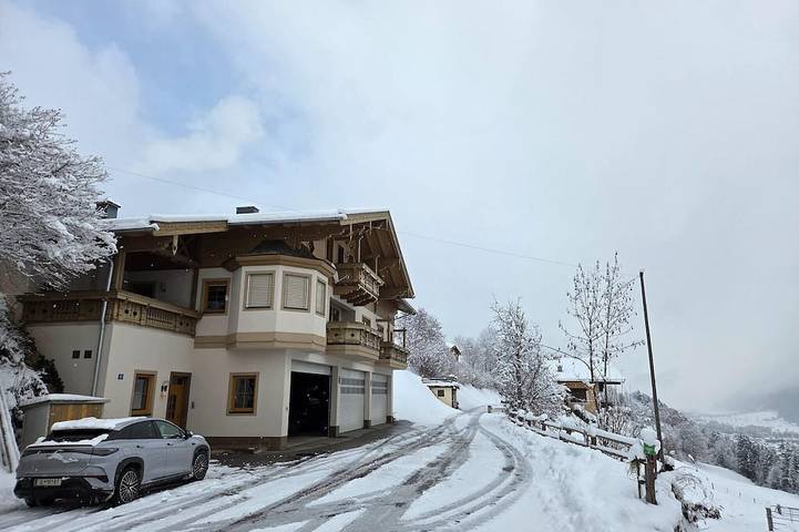 Ferienhaus für 12 Personen, mit Balkon und Sauna in Mittersill