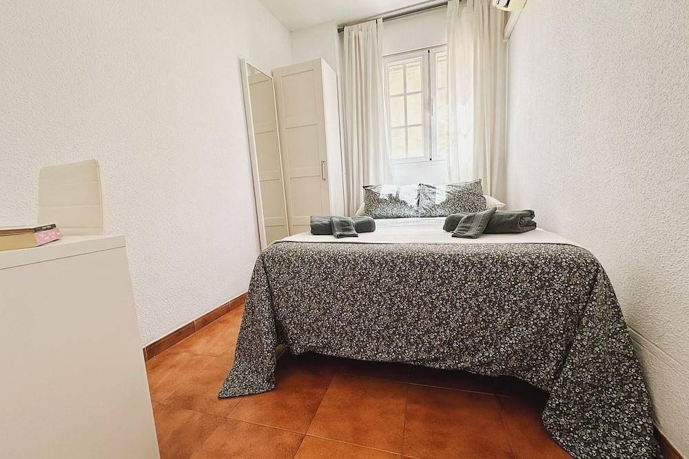 Amazing House At The Historical City Center, Solarium Terrace & Patio in Malaga Centro Historico, Malaga