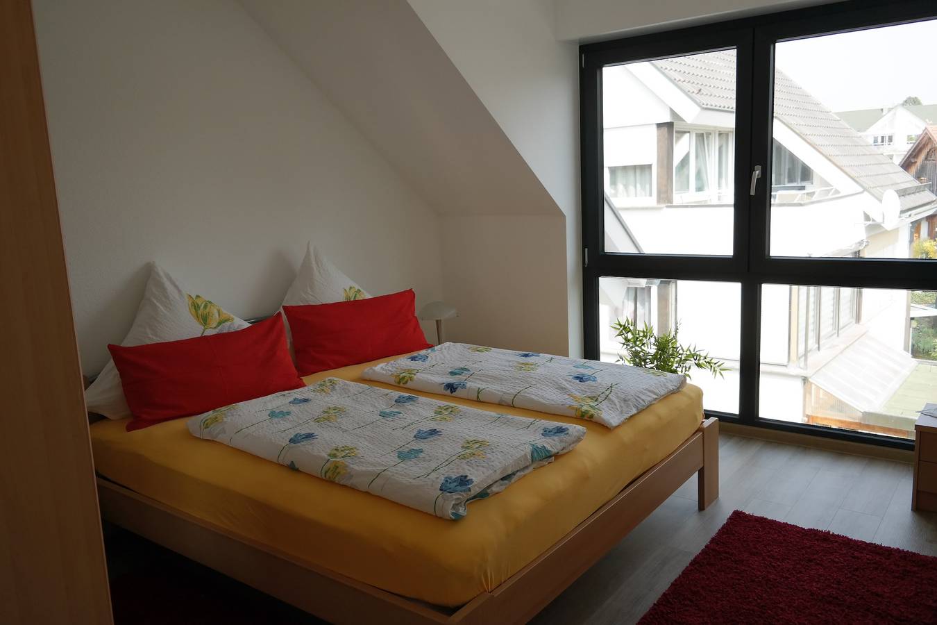 Ganze Wohnung, Apartment „Kevin“ mit Balkon und Wlan in Radolfzell am Bodensee, Untersee