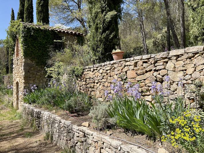 Location de vacances pour 8 personnes, avec terrasse et jardin à Entrecasteaux - 3