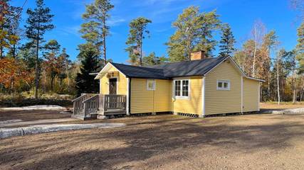 Ferienhaus für 7 Personen, mit Garten in Väddö